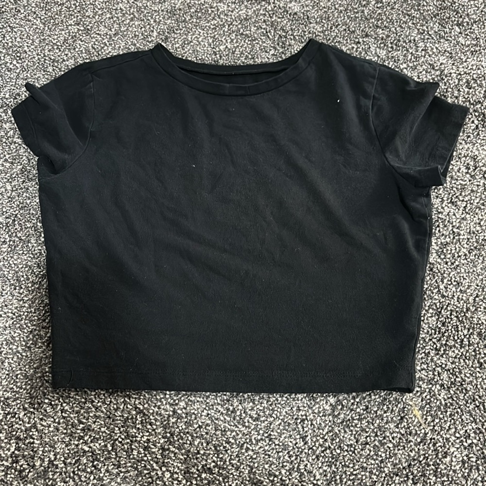 Black target top